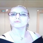 Djamella - Conocer trans en Santomera Perfil de Djamella, 22 años, Conocer trans en Santomera (Murcia)